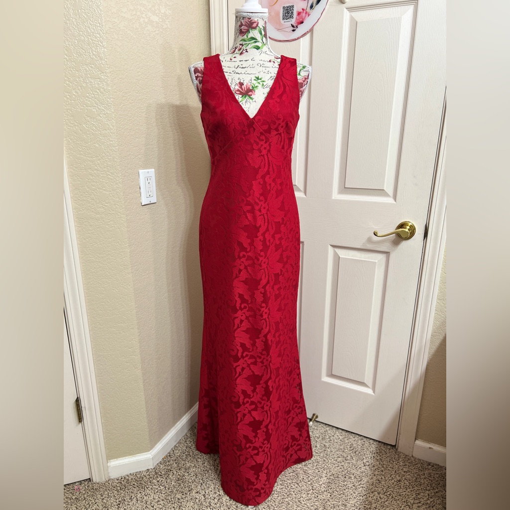 Lauren Ralph Lauren Red Lace Maxi Dress